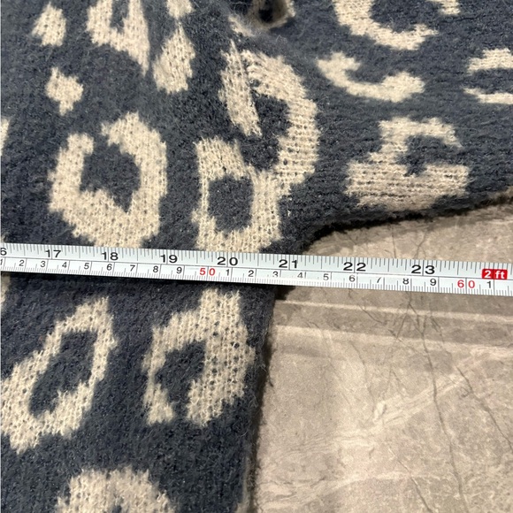 Chic Leopard Pattern Open Cardigan - Picture 4 of 6